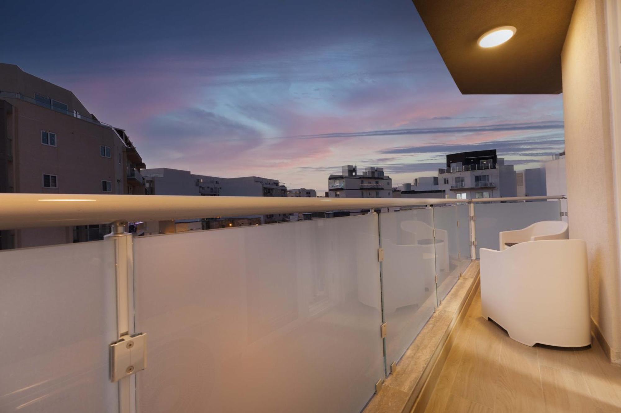 Luxurious & Spacious 2Bd Accomodation At The Podium - Yacht Marina Area, Close To Valletta Msida Buitenkant foto